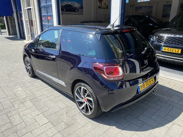 DS DS 3 1.2 PureTech Inès de la Fressange 2015 Benzine 3
