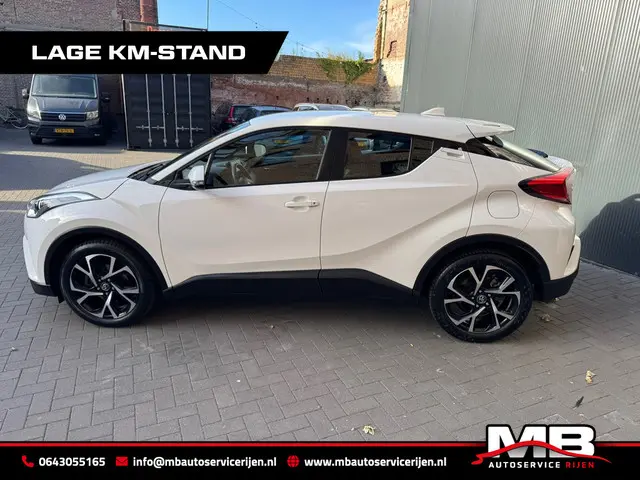 Toyota C-HR 1.2 Comfort, Navi, CarPlay, Camera 2019 Benzine 3