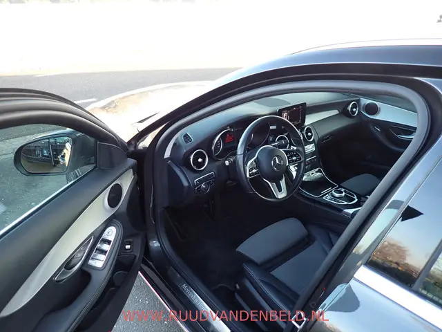 Mercedes-Benz C-Klasse Estate 300DE 2020 Hybride Diesel 7