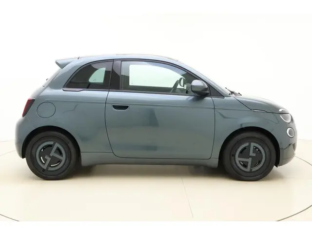 Fiat 500 Giorgio Armani Edition 42 kWh 2025 Elektrisch 9