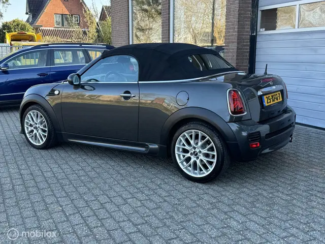 MINI Cooper Cabrio 1.6 Chili 2012 Benzine 14