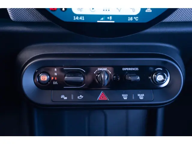 MINI 5-Deurs Mini 1.5 Cooper C Classic XS 2025 Benzine 28