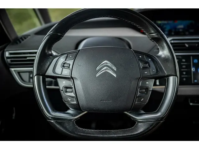 Citroën Grand C4 Picasso 1.6 THP Exclusive 2015 Benzine 32