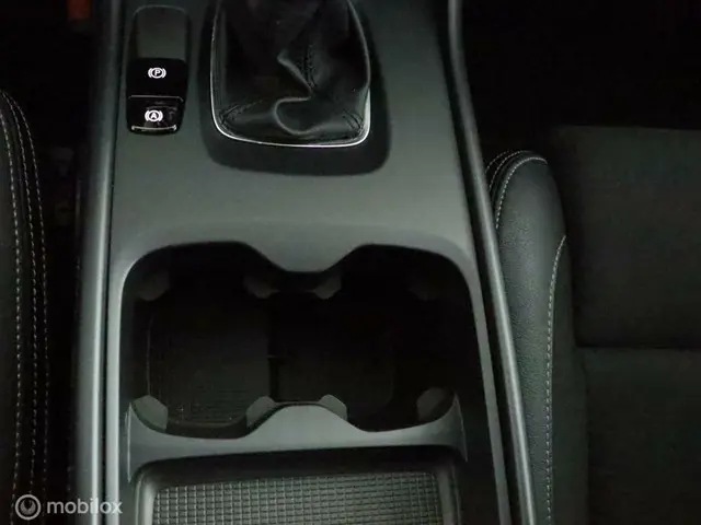 Volvo XC40 1.5 T3 Mom |Cam| stoelverw 2018 Benzine 23