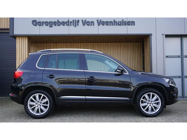 Volkswagen Tiguan 1.4 TSI 122pk Sport&Style 2012 Benzine 3