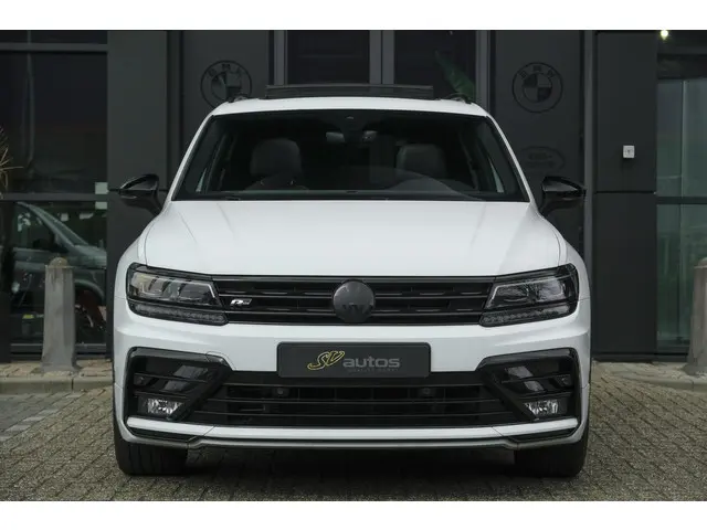 Volkswagen Tiguan 1.5 TSI R-Line Highline 2021 Benzine 18