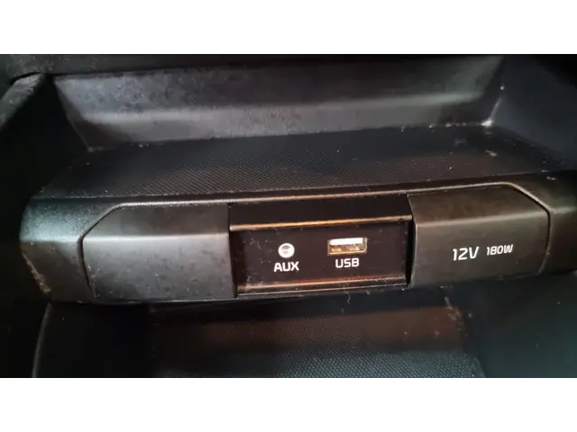 Kia Stonic 1.0 T-GDi DynamicLine 2019 Benzine 29