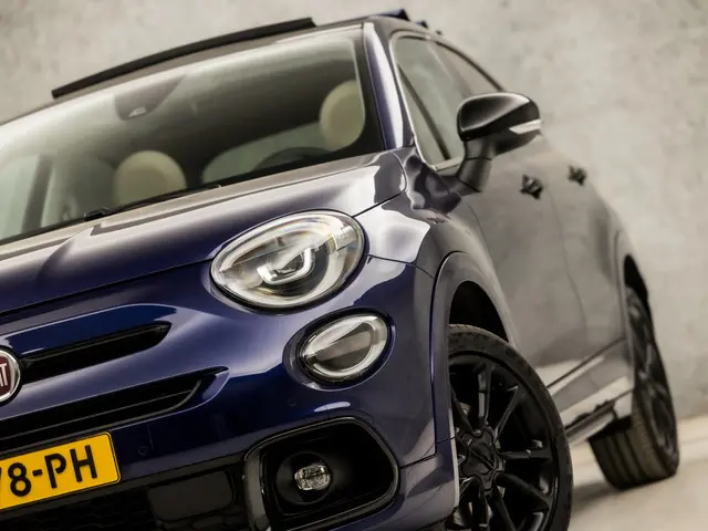 Fiat 500X 1.3 GSE Yacht Club Capri 2022 Benzine 16