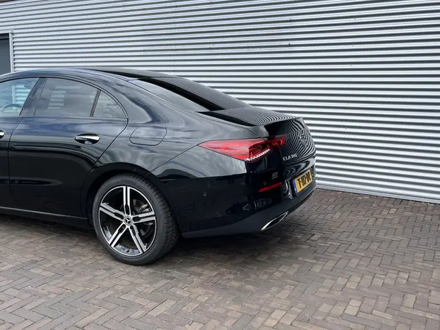 Mercedes-Benz CLA 3