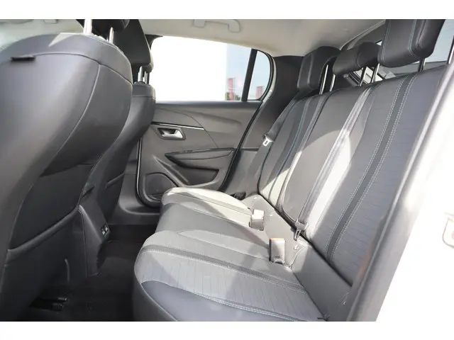 Peugeot 208 1.2 100PK BLUE LEASE ALLURE 2021 Benzine 6