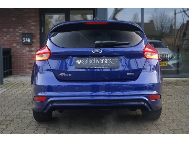 Ford Focus 1.0 ST-Line 2017 Benzine 23