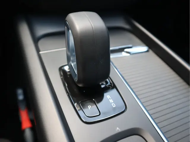 Volvo V60 2.0 B3 Momentum 2022 Benzine 22