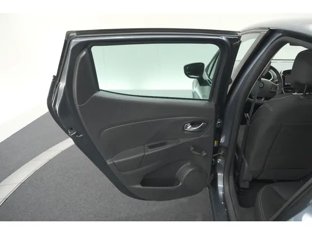 Renault Clio TCe 90 Limited 2018 Benzine 53