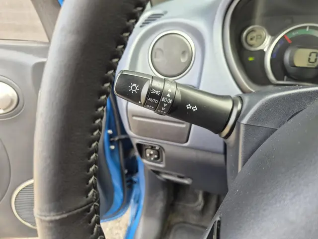 Peugeot iOn Active 2013 Elektrisch 12
