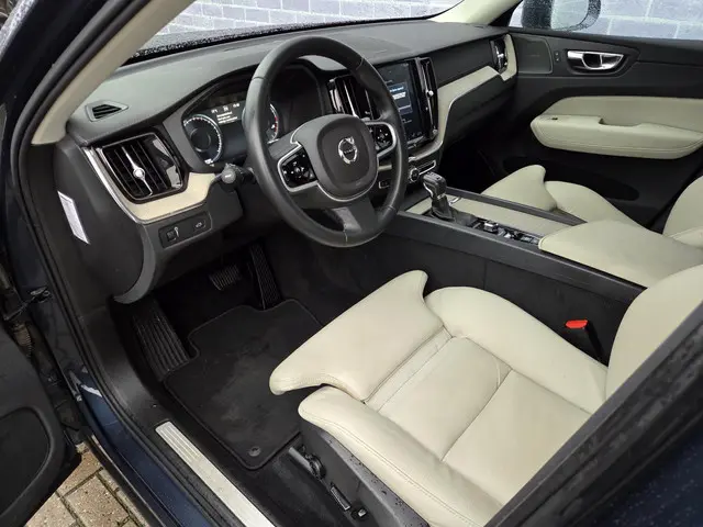 Volvo XC60 T5 Inscription Aut. 2018 Benzine 11