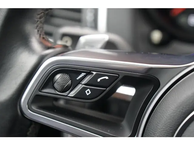 Porsche Macan 2.0 2018 Benzine 51