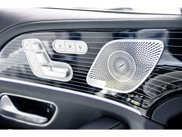 Mercedes-Benz GLS 600 Maybach 2021 Benzine 33