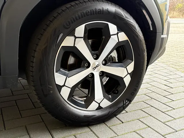 Dacia Duster 1.6 Hybrid Journey 2025 Hybride Benzine 37