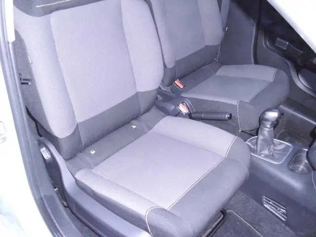 Citroën C3 1.2 PureTech S&S Shine 2017 Benzine 4