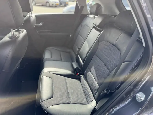 Kia Niro 1.6 GDi Hybrid DynamicLine 2018 Hybride Benzine 9