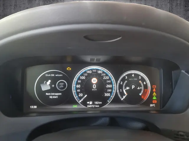 Jaguar F-PACE 3.0 S/C S AWD 35t 2018 Benzine 11