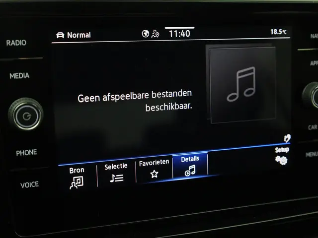 Volkswagen T-Roc 1.5TSI/150PK R-Line DSG 2025 Benzine 42