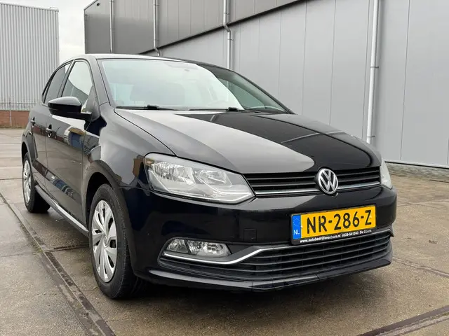 Volkswagen Polo 1.4 TDI Comfortline 2017 Diesel 6
