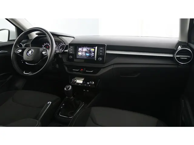 Škoda Fabia 1.0 TSI 95pk Ambition 2023 Benzine 32