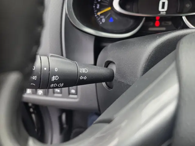 Renault Clio 0.9 TCe Night&Day 2016 Benzine 6