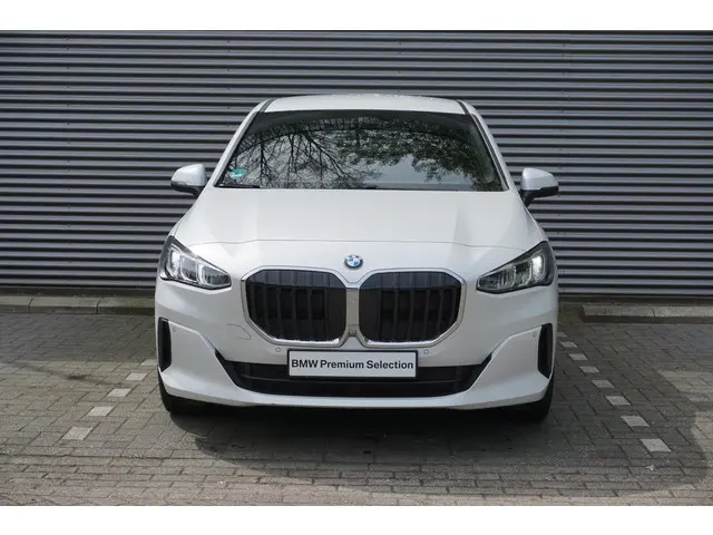 BMW 2 Serie Active Tourer 216i 2024 Benzine 3