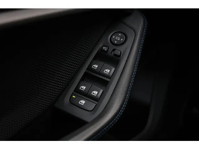 BMW 2 Serie Gran Coupé 218i M-Sport Pro 2023 Benzine 44