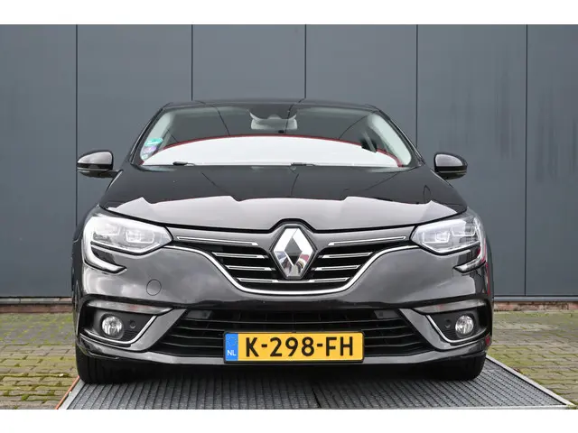 Renault Mégane 1.2 TCe Limited 2018 Benzine 8