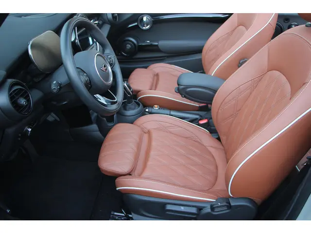 MINI Cooper Cabrio Mini 1.5 Sidewalk Edition 2021 Benzine 7