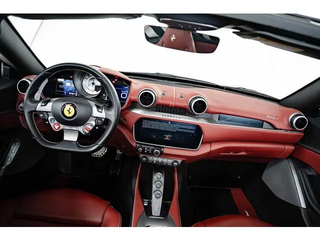 Ferrari Portofino V8 HELE 2018 Benzine 45
