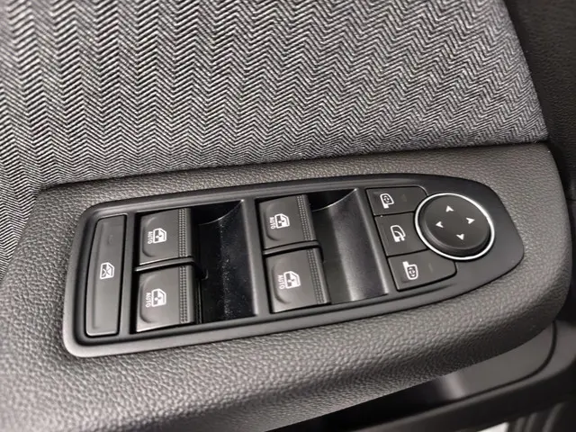 Renault Clio 1.0 TCe 90 GPF techno 2024 Benzine 19