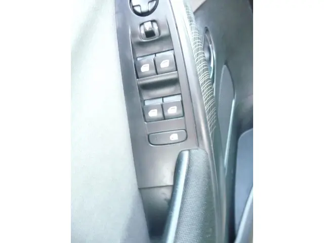 Citroën C4 Picasso 1.2 PureTech Intensive 2016 Benzine 15