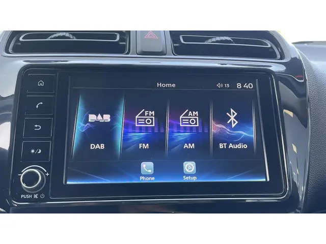 Mitsubishi Space Star 1.2 Connect+ 2024 Benzine 24