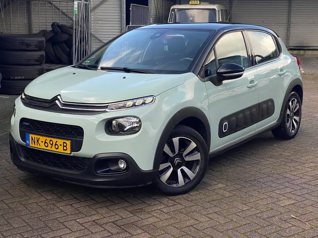 Citroën C3 1.2 PureTech Shine 2017 Benzine 28