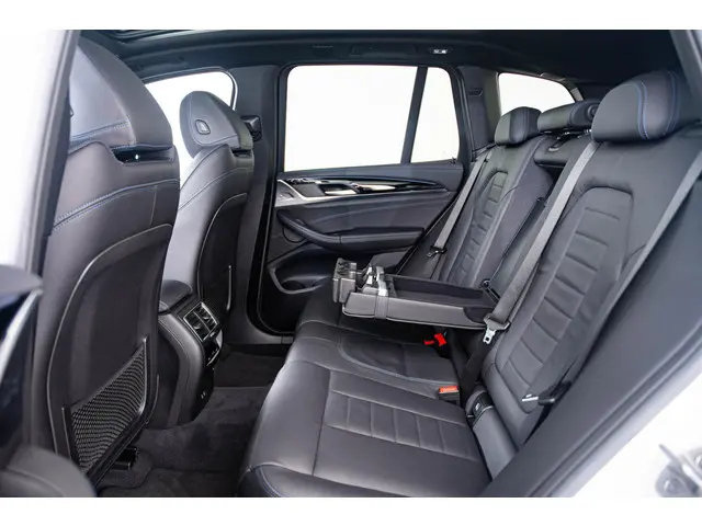 BMW iX3 High Executive 80 kWh 2022 Elektrisch 20