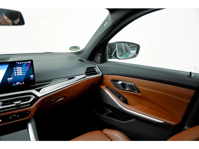 BMW M3 3-serie Touring xDrive Comp 2023 Benzine 45