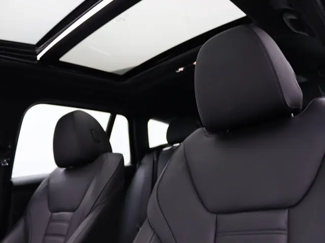 BMW 3 Serie 320e Touring 2021 Hybride Benzine 11