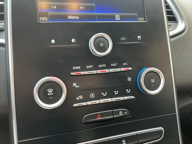 Renault Grand Scénic TCe 116 Zen 2017 Benzine 17