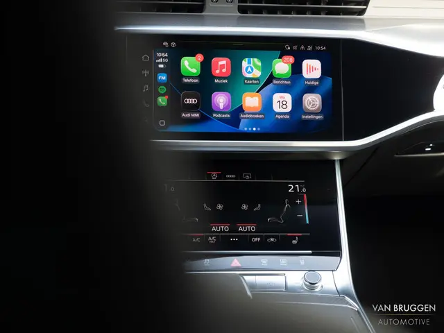 Audi RS6 Avant 4.0 TFSI quattro 2021 Benzine 30