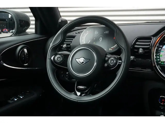 MINI Clubman Cooper 2021 Benzine 23