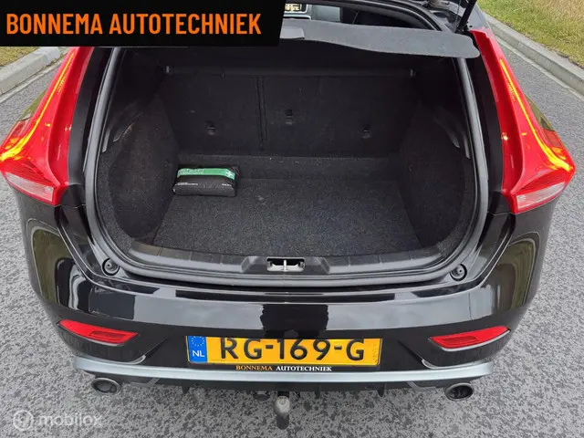Volvo V40 2.0 T4 R-Design Pano Camera 2017 Benzine 20