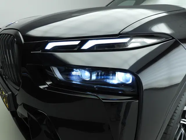 BMW X7 xDrive40i 2023 Benzine 49