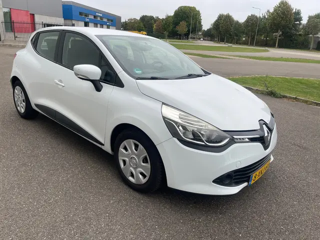 Renault Clio 0.9 TCe Expression Airco 5 drs 2014 Benzine 3