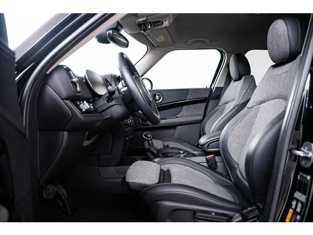 MINI Countryman Cooper SE ALL4 2022 Hybride Benzine 4