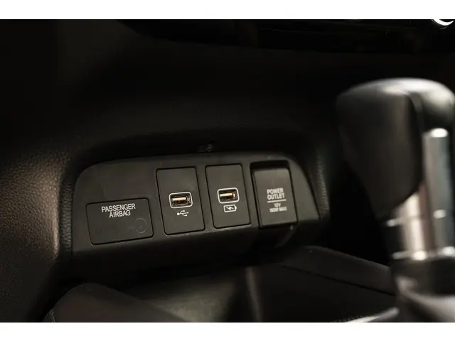 Honda Jazz 1.5i e:HEV EXECUTIVE 2020 Hybride Benzine 24