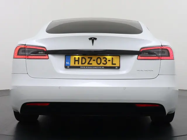 Tesla Model S Long Range RAVEN 2020 Elektrisch 6